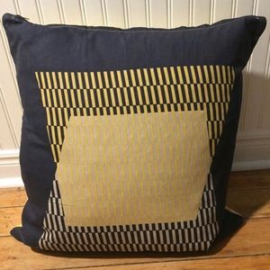 Throw pillow
